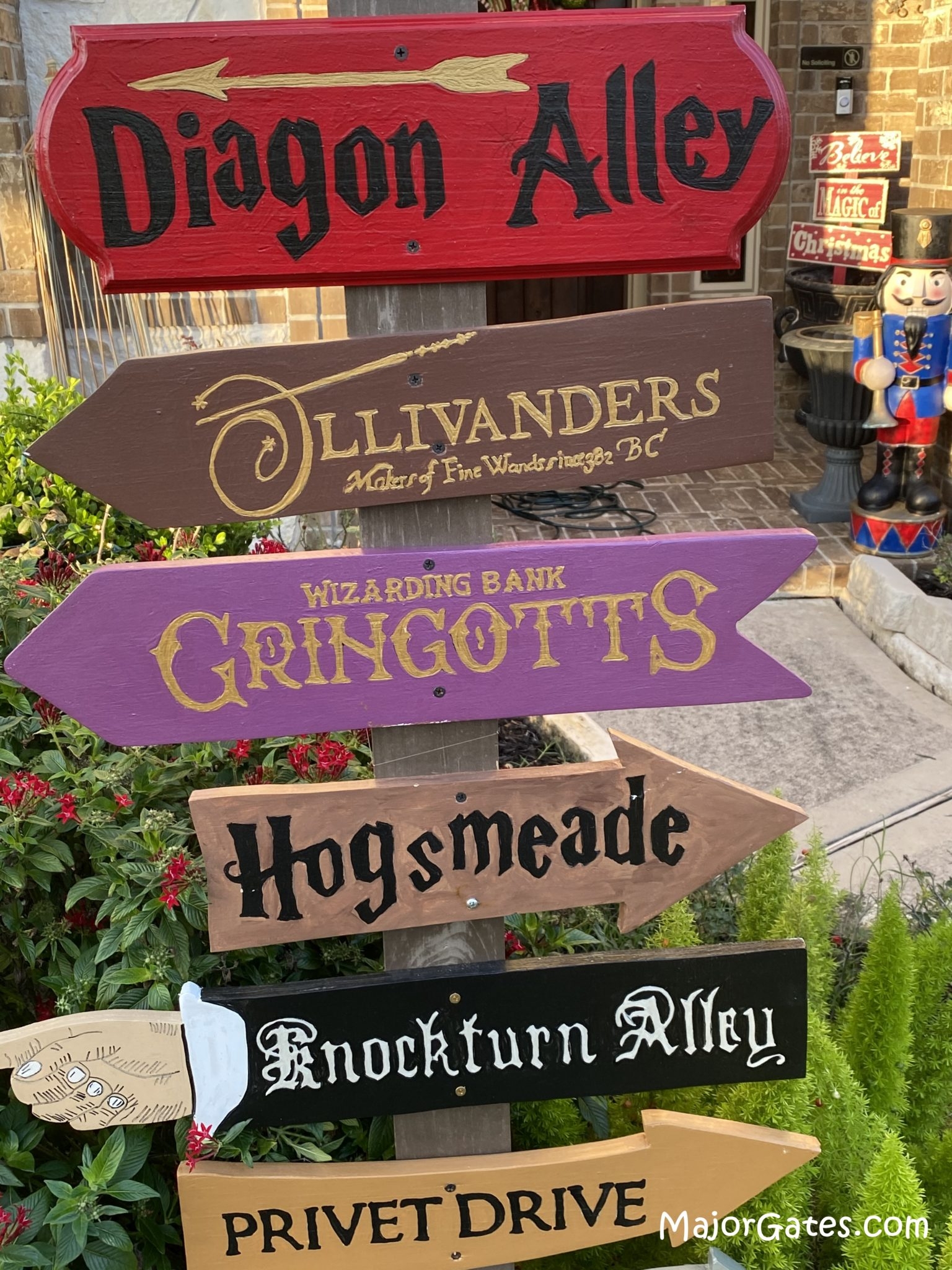 Harry Potter Directional Sign Major Gates Harry Potter Directional Sign Major Gates